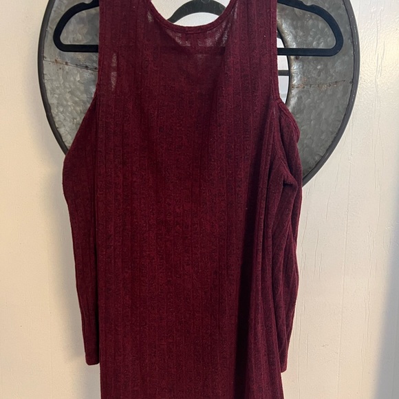 Cut off shoulders top - Picture 3 of 4